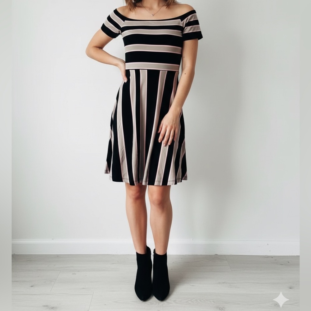 NWT 🔥$10 FINAL PRICE🔥 NWT LOFT Striped Off-the-Shoulder Skater Dress❤️